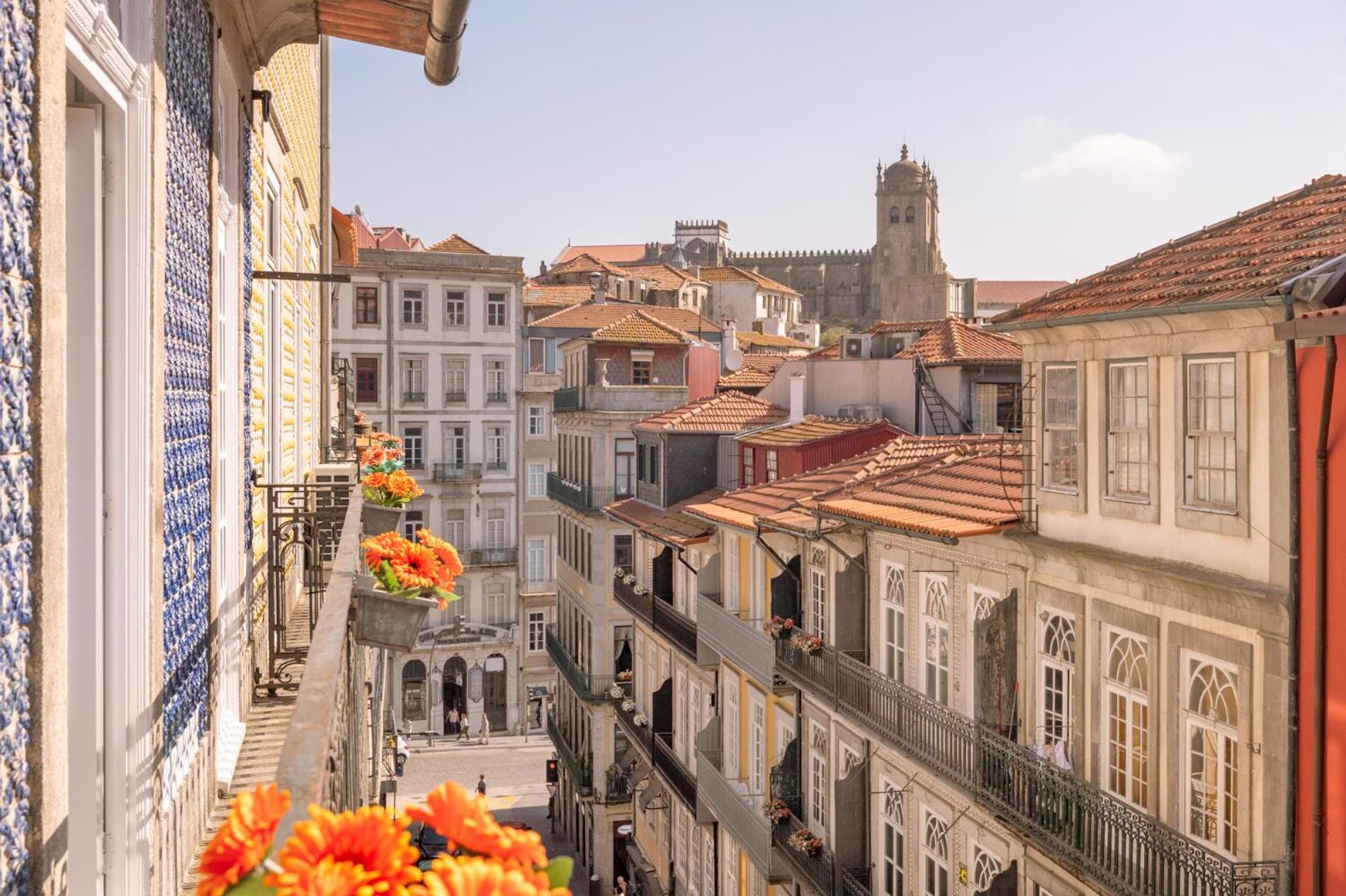 Historical Penthouse At Cardosas Block Apartment Porto Luaran gambar